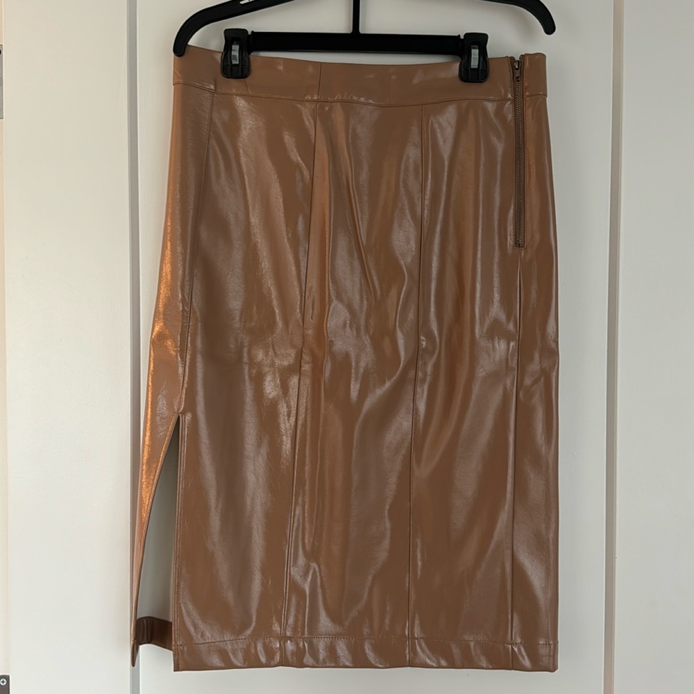 Apt 9 faux leather nude color pencil skirt NWT